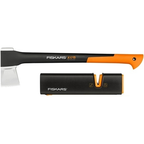 Промонабор Fiskars: топор Х17 + точилка 1020182