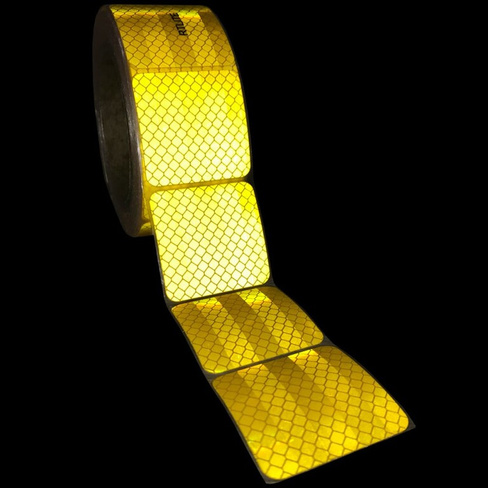Световозвращающая сегментированная лента для тентов RTLITE RT-V104 50 мм х 10 м, жёлтая RT-V104SY10
