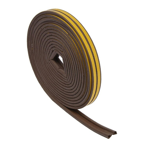 Уплотнитель резиновый тундра, профиль р, размер 5.5х9 мм, коричневый, в упаковке 10 м 379473 TUNDRA