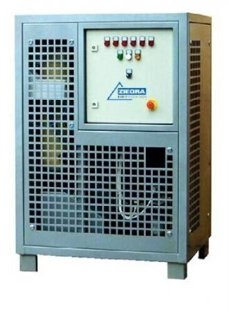 Промышленный льдогенератор UBE-1.750