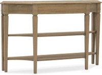 Hooker Furniture Living Room Scalloped Console