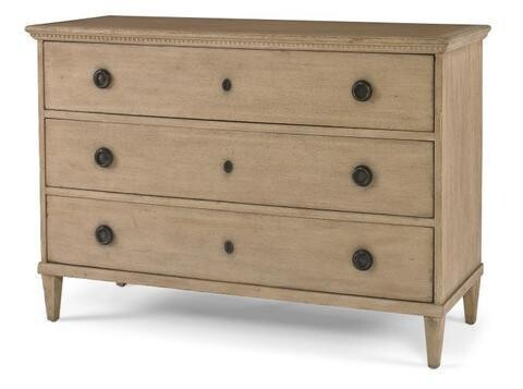 Fenimore Chest